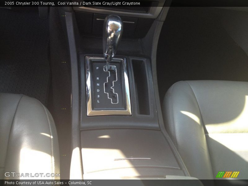 Cool Vanilla / Dark Slate Gray/Light Graystone 2005 Chrysler 300 Touring