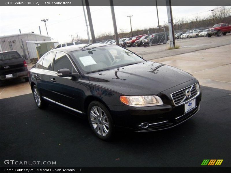 Black / Sandstone 2010 Volvo S80 3.2