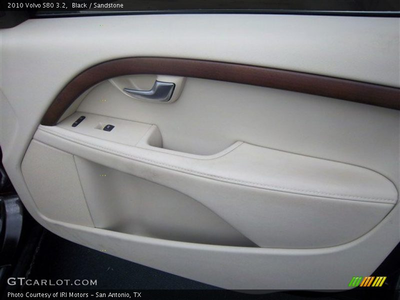 Black / Sandstone 2010 Volvo S80 3.2