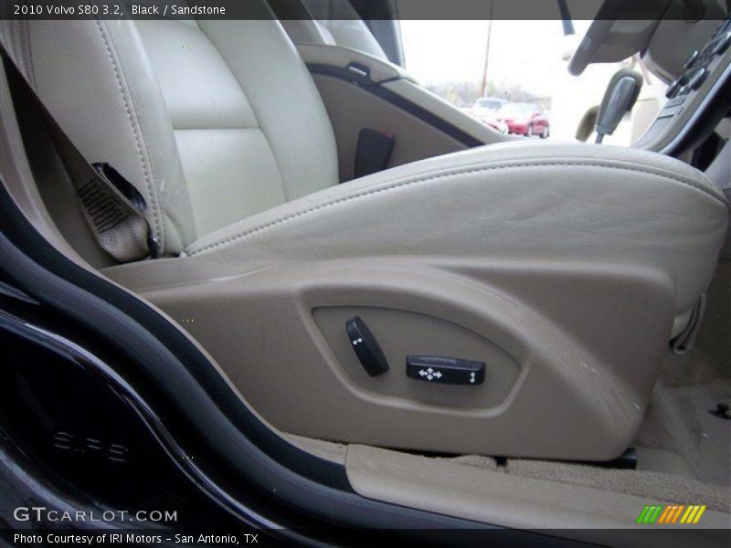 Black / Sandstone 2010 Volvo S80 3.2