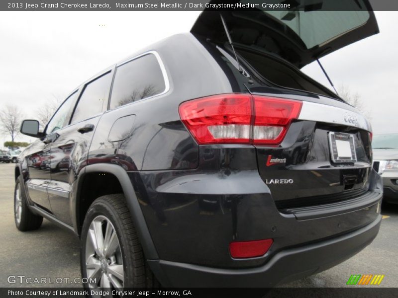 Maximum Steel Metallic / Dark Graystone/Medium Graystone 2013 Jeep Grand Cherokee Laredo