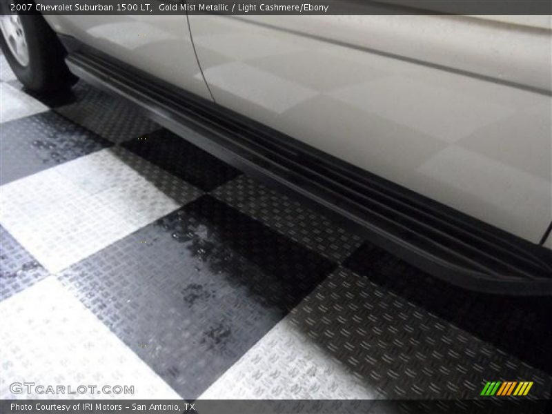 Gold Mist Metallic / Light Cashmere/Ebony 2007 Chevrolet Suburban 1500 LT