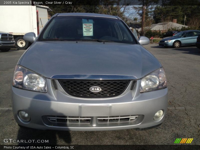 Clear Silver / Gray 2005 Kia Spectra 5 Wagon