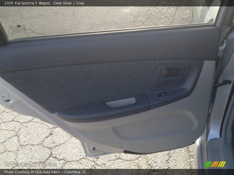 Clear Silver / Gray 2005 Kia Spectra 5 Wagon