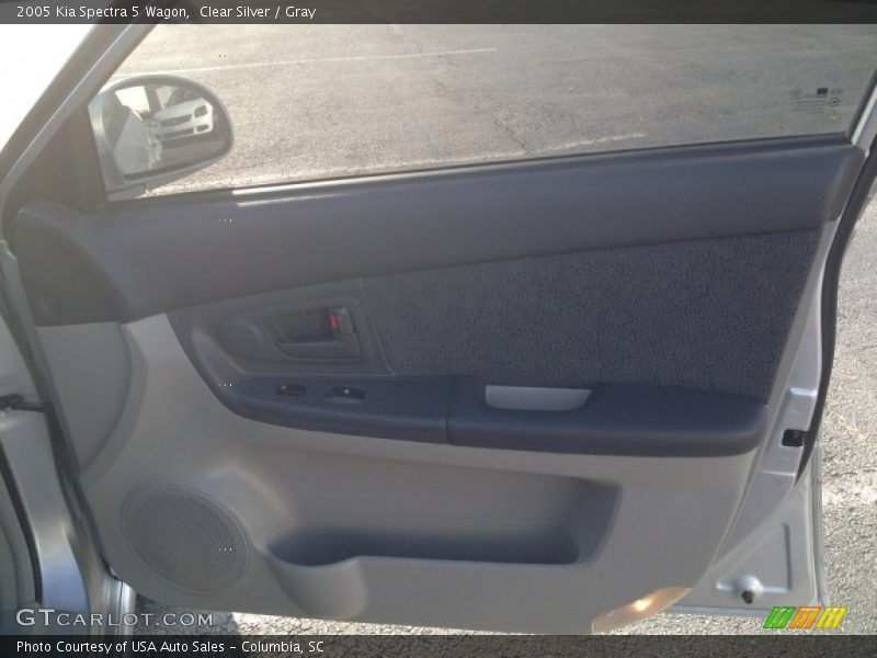 Clear Silver / Gray 2005 Kia Spectra 5 Wagon