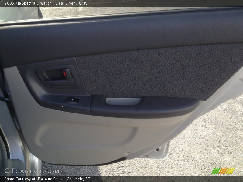 Clear Silver / Gray 2005 Kia Spectra 5 Wagon