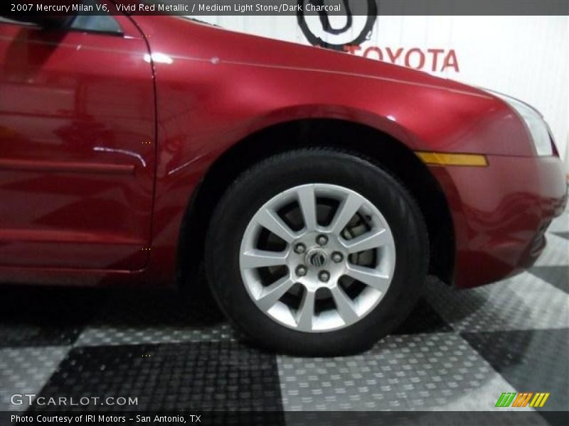 Vivid Red Metallic / Medium Light Stone/Dark Charcoal 2007 Mercury Milan V6