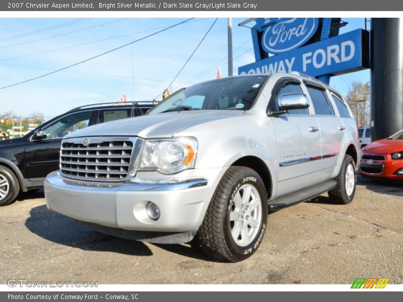 Bright Silver Metallic / Dark Slate Gray/Light Slate Gray 2007 Chrysler Aspen Limited