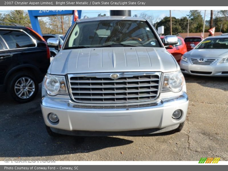 Bright Silver Metallic / Dark Slate Gray/Light Slate Gray 2007 Chrysler Aspen Limited