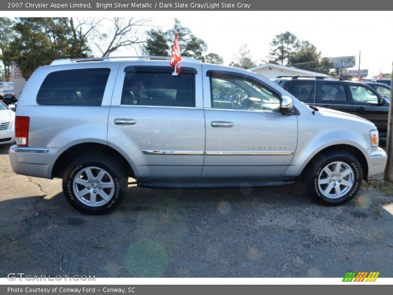 Bright Silver Metallic / Dark Slate Gray/Light Slate Gray 2007 Chrysler Aspen Limited