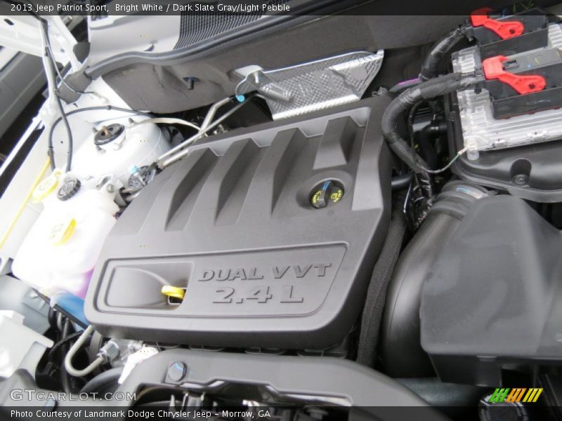 Bright White / Dark Slate Gray/Light Pebble 2013 Jeep Patriot Sport