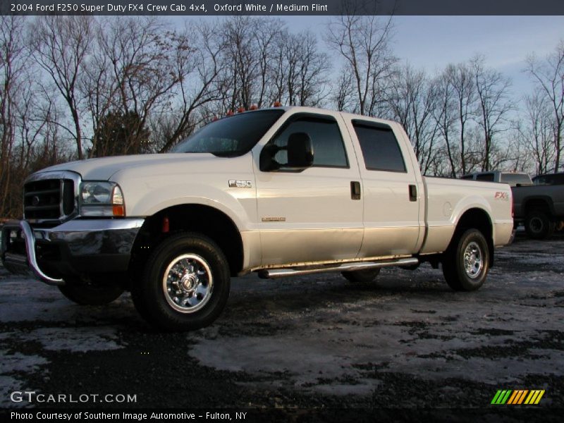 Oxford White / Medium Flint 2004 Ford F250 Super Duty FX4 Crew Cab 4x4