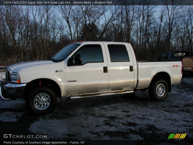Oxford White / Medium Flint 2004 Ford F250 Super Duty FX4 Crew Cab 4x4