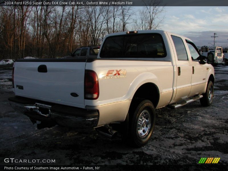 Oxford White / Medium Flint 2004 Ford F250 Super Duty FX4 Crew Cab 4x4