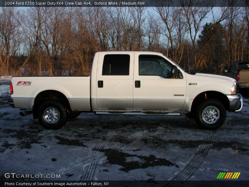 Oxford White / Medium Flint 2004 Ford F250 Super Duty FX4 Crew Cab 4x4