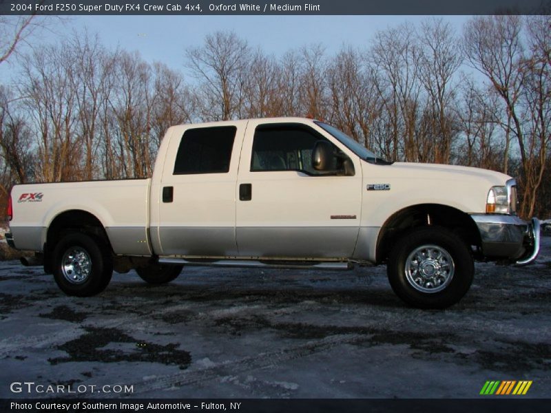 Oxford White / Medium Flint 2004 Ford F250 Super Duty FX4 Crew Cab 4x4