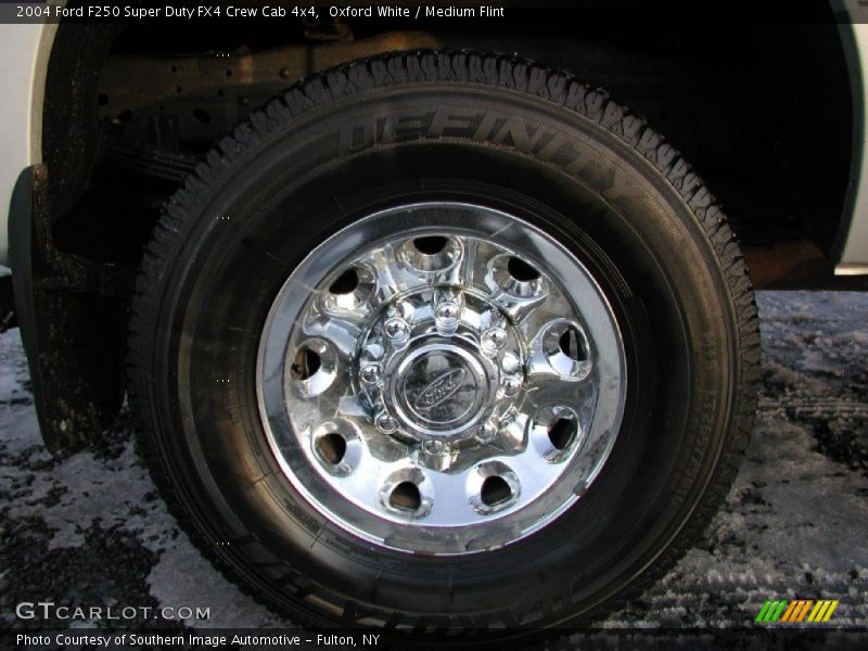 Oxford White / Medium Flint 2004 Ford F250 Super Duty FX4 Crew Cab 4x4