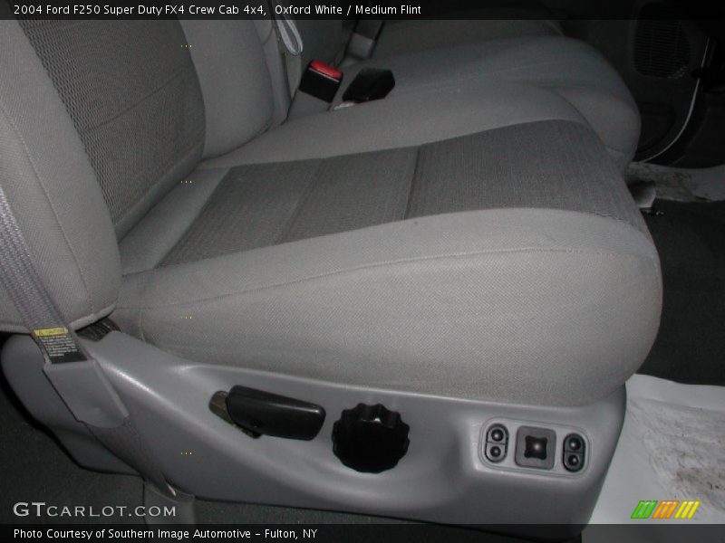 Oxford White / Medium Flint 2004 Ford F250 Super Duty FX4 Crew Cab 4x4