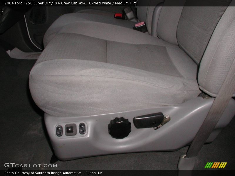 Oxford White / Medium Flint 2004 Ford F250 Super Duty FX4 Crew Cab 4x4