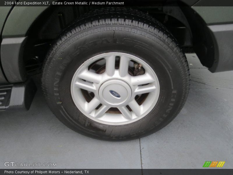  2004 Expedition XLT Wheel