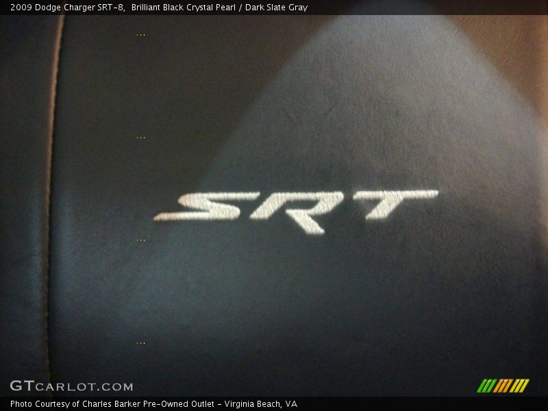 Brilliant Black Crystal Pearl / Dark Slate Gray 2009 Dodge Charger SRT-8