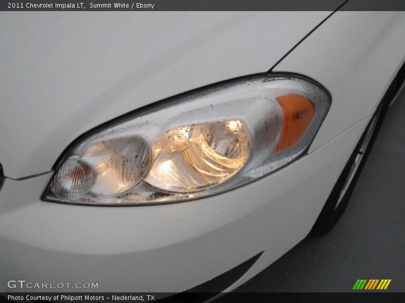 Summit White / Ebony 2011 Chevrolet Impala LT
