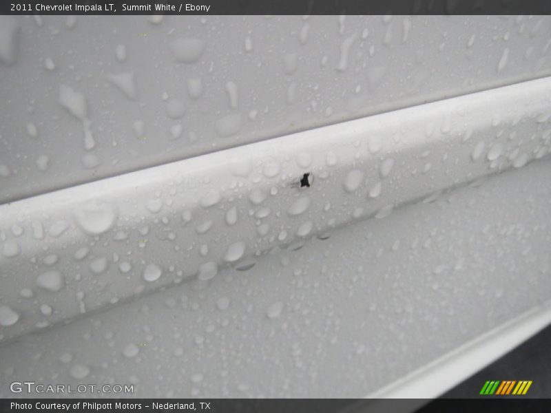 Summit White / Ebony 2011 Chevrolet Impala LT