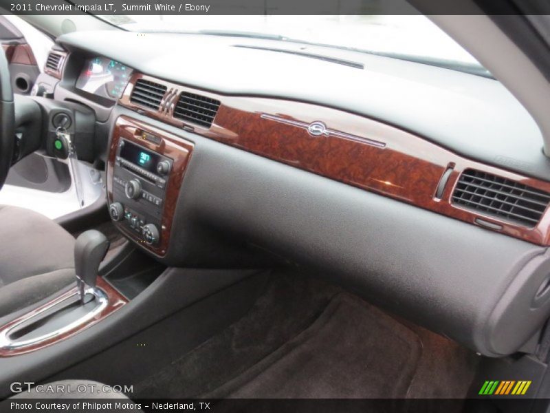 Summit White / Ebony 2011 Chevrolet Impala LT