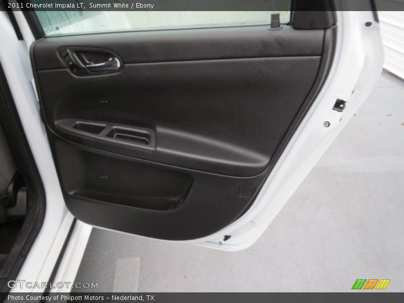 Summit White / Ebony 2011 Chevrolet Impala LT