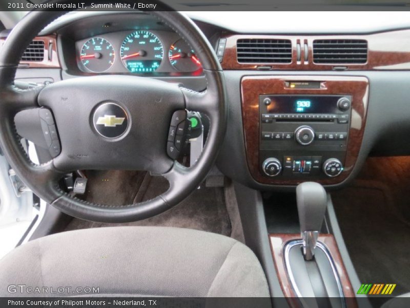 Summit White / Ebony 2011 Chevrolet Impala LT