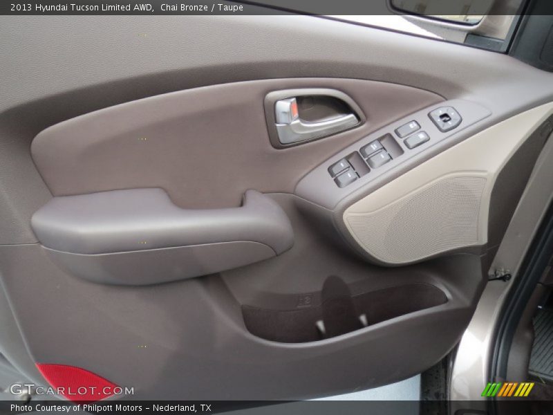 Door Panel of 2013 Tucson Limited AWD