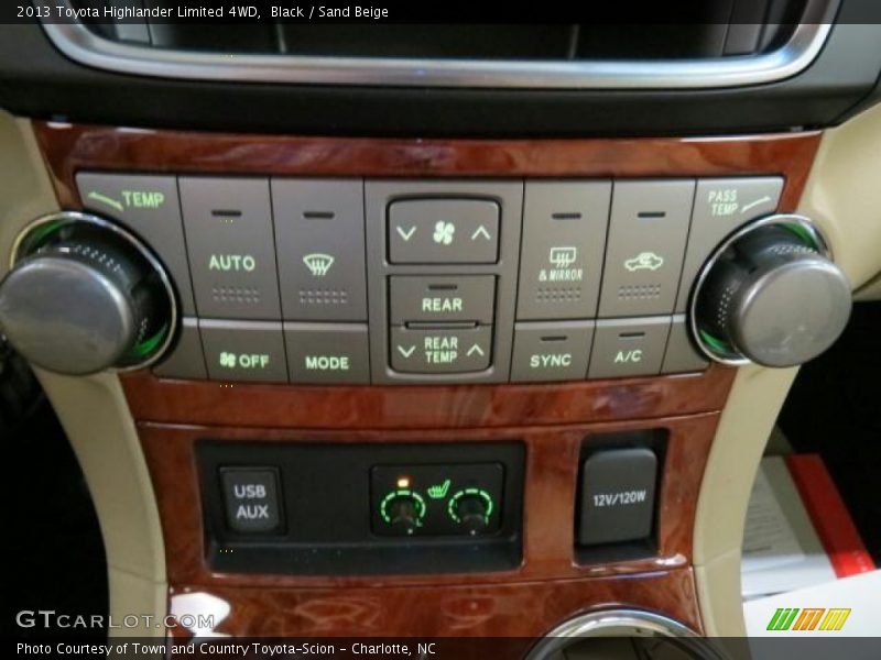 Controls of 2013 Highlander Limited 4WD