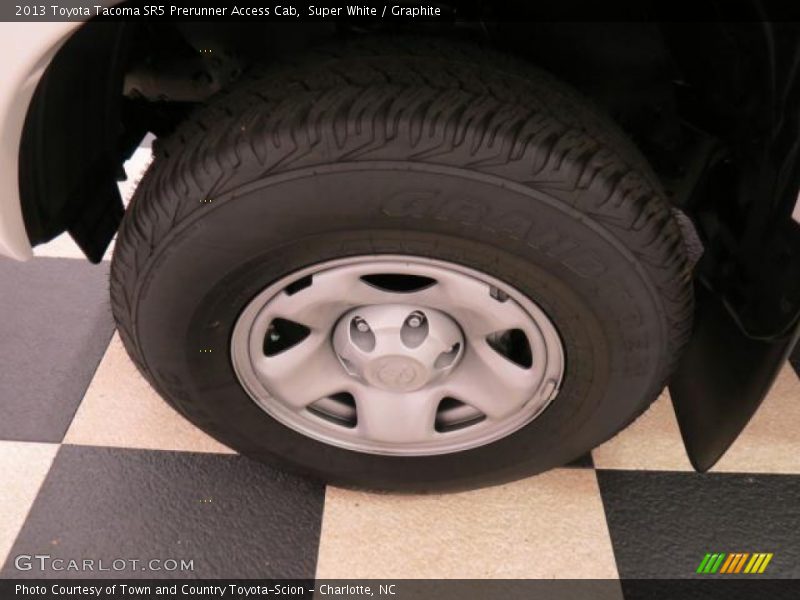 Super White / Graphite 2013 Toyota Tacoma SR5 Prerunner Access Cab