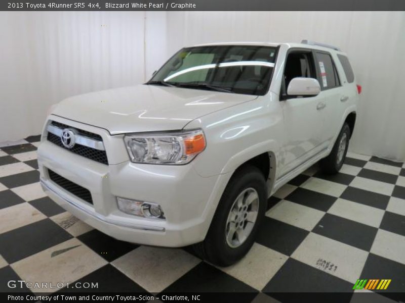 Blizzard White Pearl / Graphite 2013 Toyota 4Runner SR5 4x4