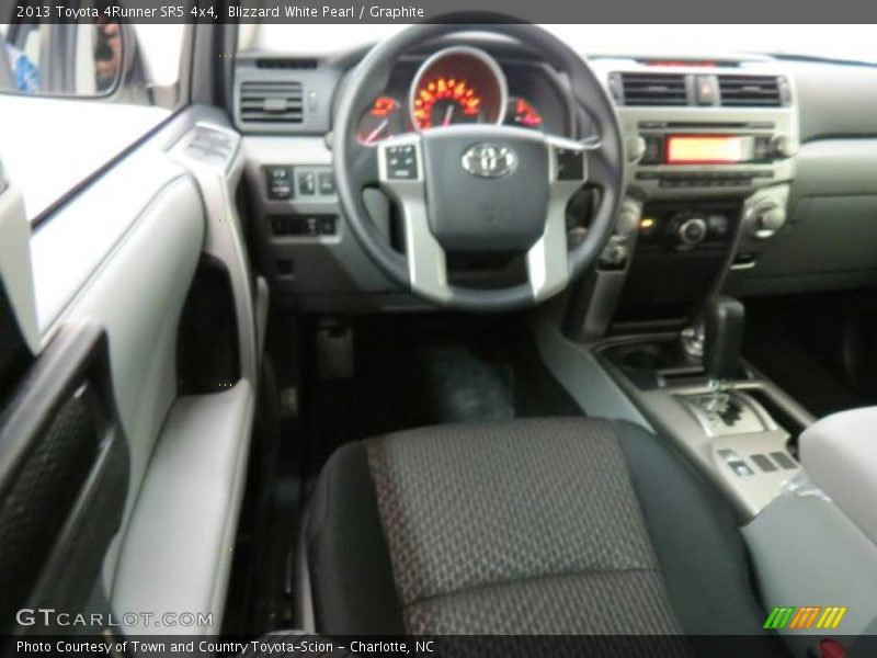 Blizzard White Pearl / Graphite 2013 Toyota 4Runner SR5 4x4