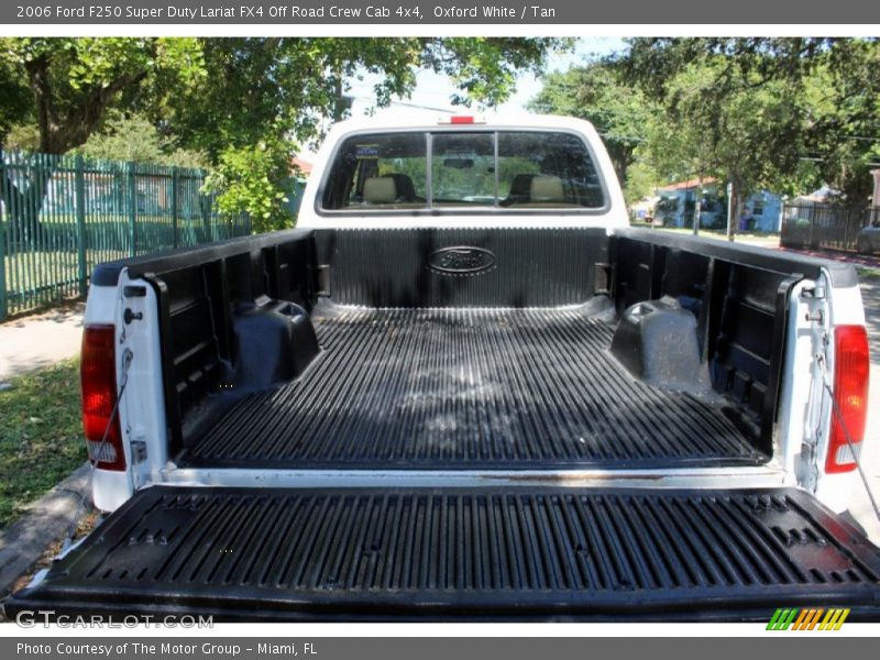 Oxford White / Tan 2006 Ford F250 Super Duty Lariat FX4 Off Road Crew Cab 4x4