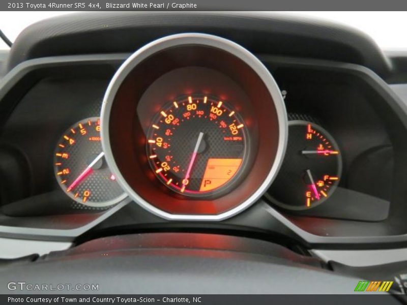 Blizzard White Pearl / Graphite 2013 Toyota 4Runner SR5 4x4