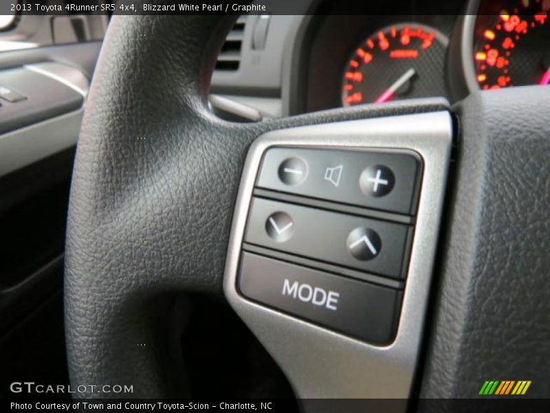 Blizzard White Pearl / Graphite 2013 Toyota 4Runner SR5 4x4