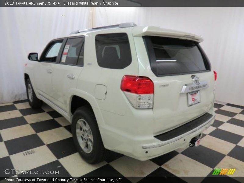 Blizzard White Pearl / Graphite 2013 Toyota 4Runner SR5 4x4