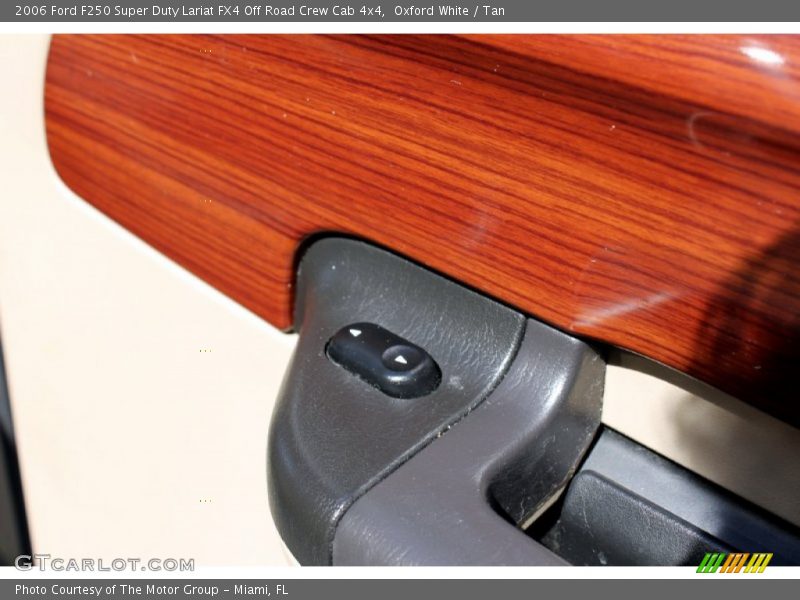 Oxford White / Tan 2006 Ford F250 Super Duty Lariat FX4 Off Road Crew Cab 4x4