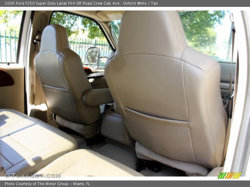 Oxford White / Tan 2006 Ford F250 Super Duty Lariat FX4 Off Road Crew Cab 4x4