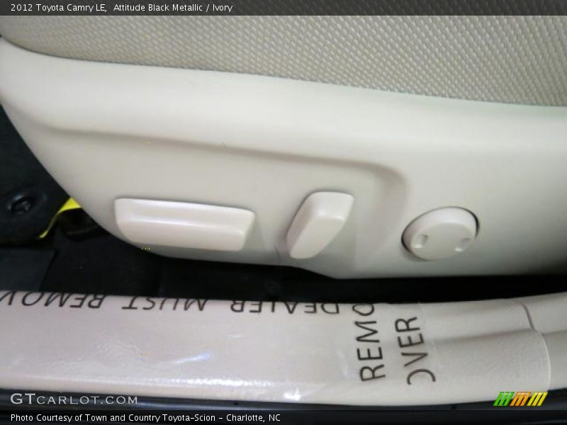 Attitude Black Metallic / Ivory 2012 Toyota Camry LE