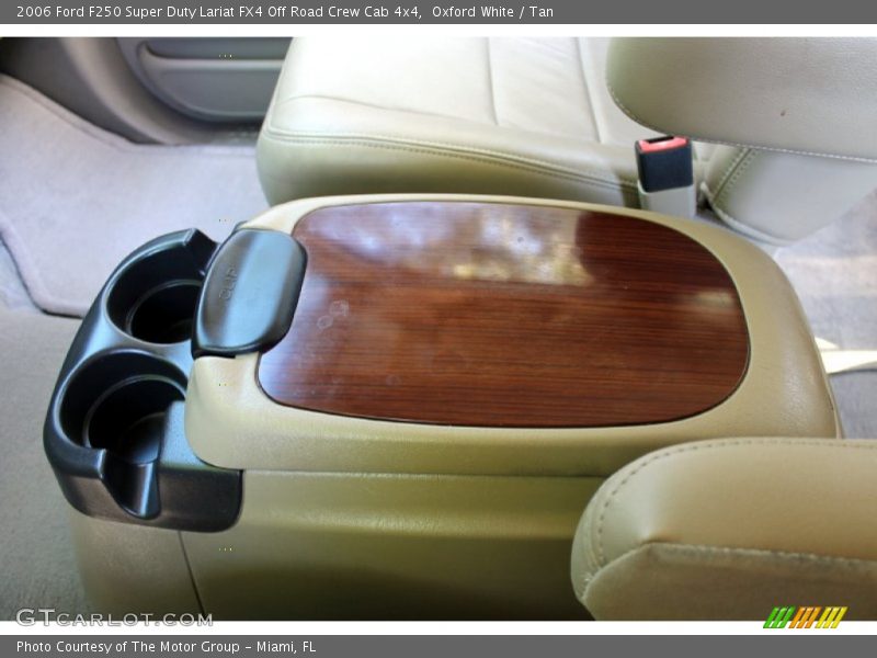 Oxford White / Tan 2006 Ford F250 Super Duty Lariat FX4 Off Road Crew Cab 4x4