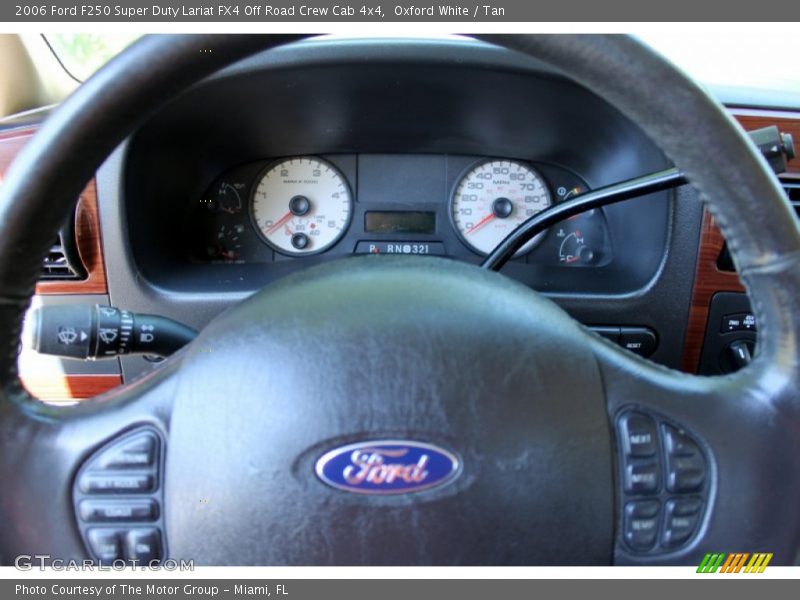 Oxford White / Tan 2006 Ford F250 Super Duty Lariat FX4 Off Road Crew Cab 4x4