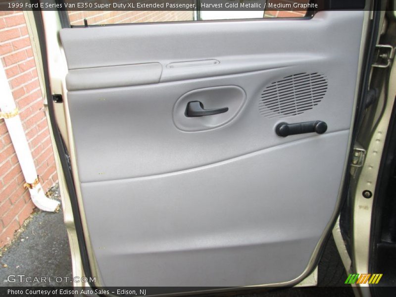 Harvest Gold Metallic / Medium Graphite 1999 Ford E Series Van E350 Super Duty XL Extended Passenger