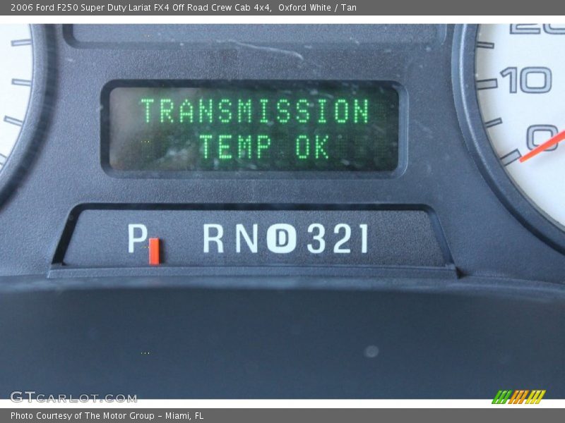 Oxford White / Tan 2006 Ford F250 Super Duty Lariat FX4 Off Road Crew Cab 4x4