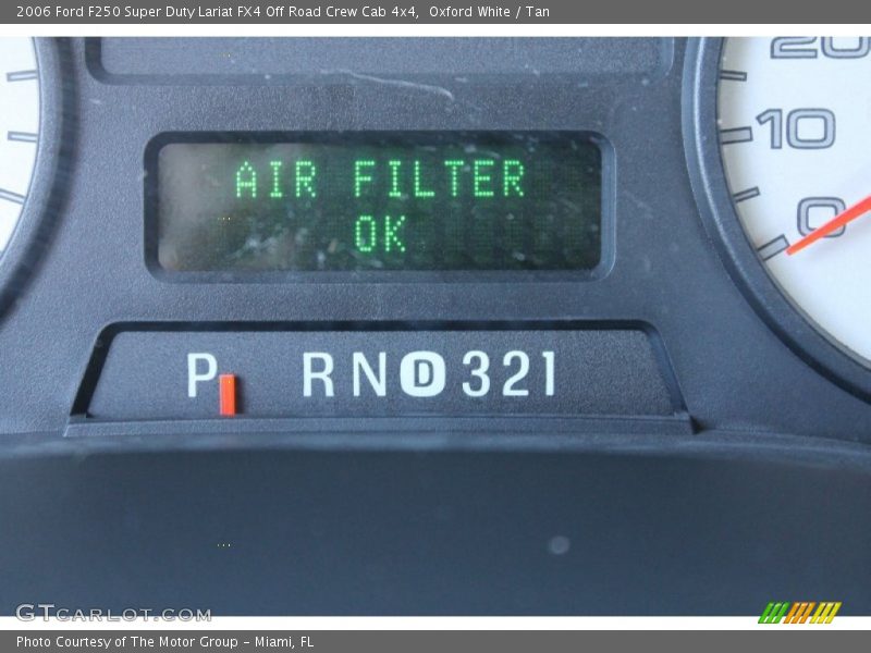 Oxford White / Tan 2006 Ford F250 Super Duty Lariat FX4 Off Road Crew Cab 4x4