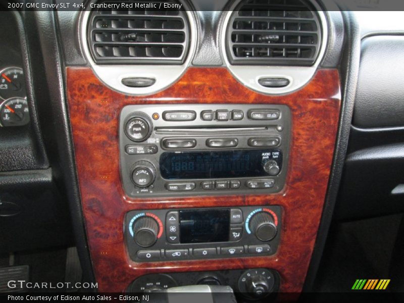 Controls of 2007 Envoy SLT 4x4