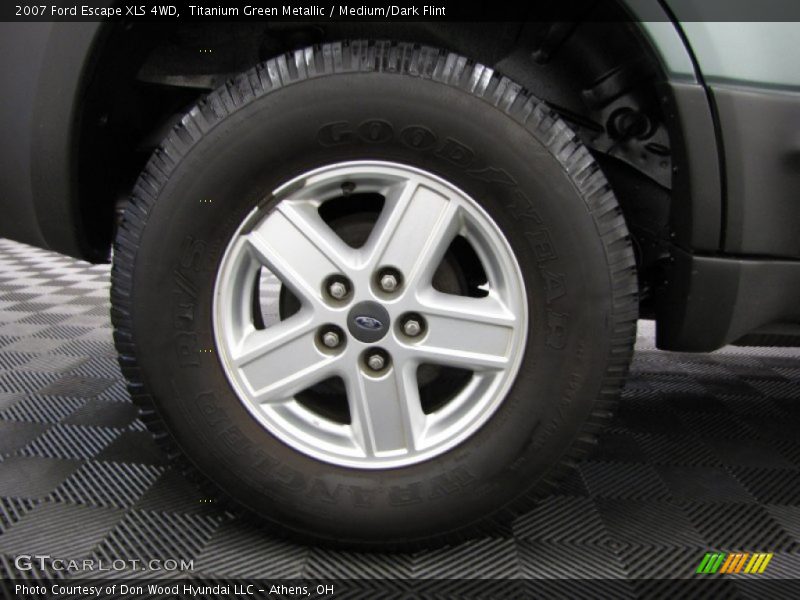 Titanium Green Metallic / Medium/Dark Flint 2007 Ford Escape XLS 4WD