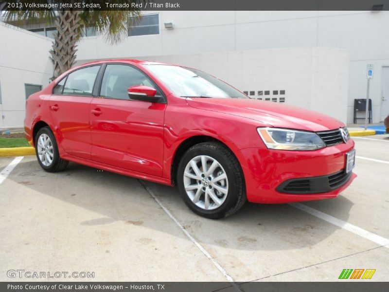 Tornado Red / Titan Black 2013 Volkswagen Jetta SE Sedan